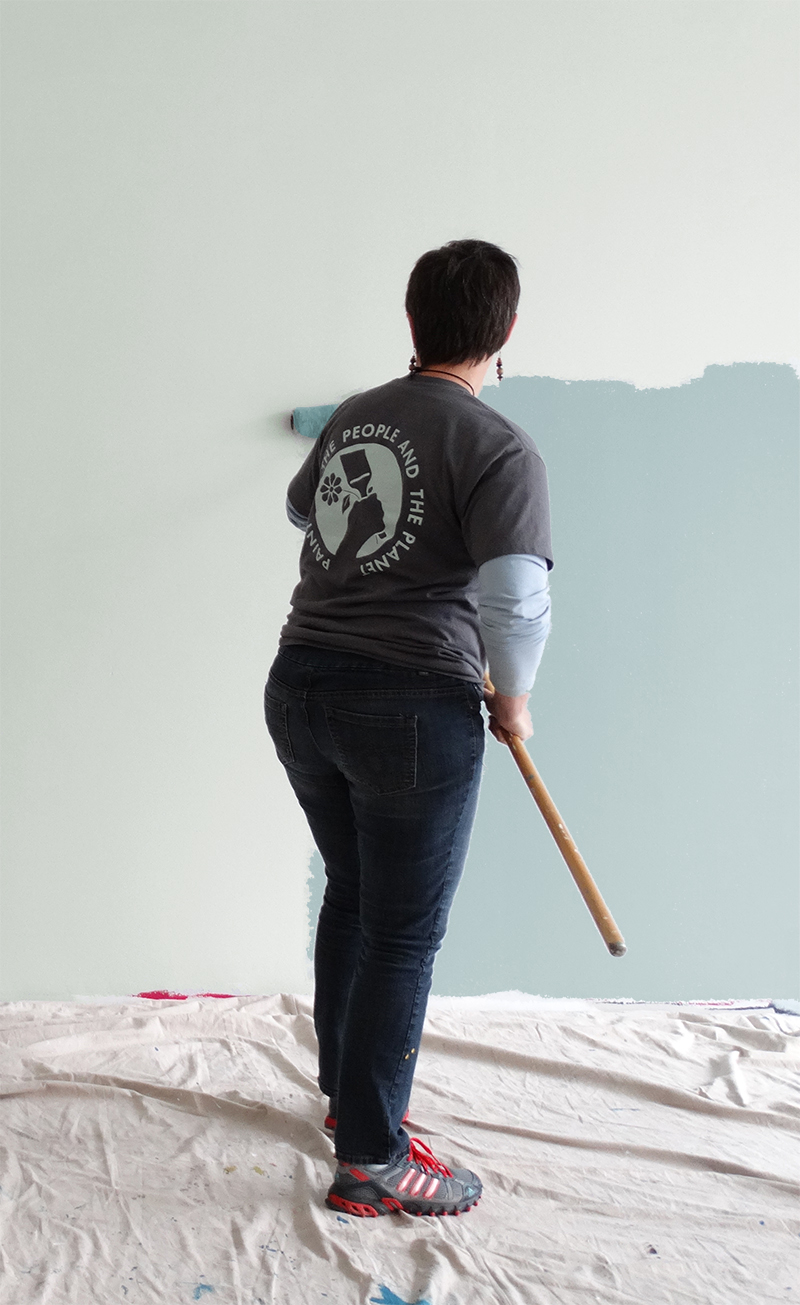 Colorhouse Rough Edge Wall DIY painting project - WATER .04 blue room