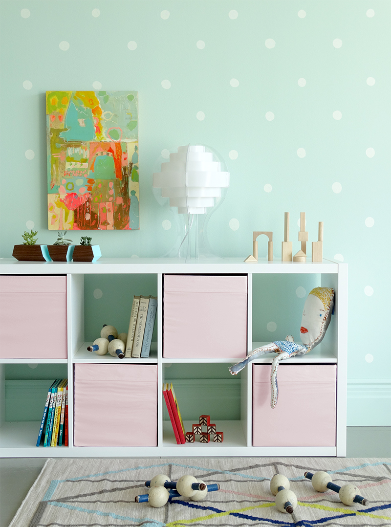 MAKE THIS: Dots + Dollops wall for a kid's room with Colorhouse paint