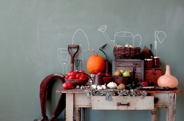 Colorhouse Chalkboard Paint - kitchen wall painted with GLASS .05